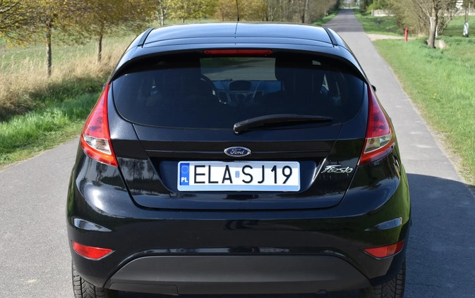 Ford Fiesta cena 21700 przebieg: 159160, rok produkcji 2009 z Łask małe 562